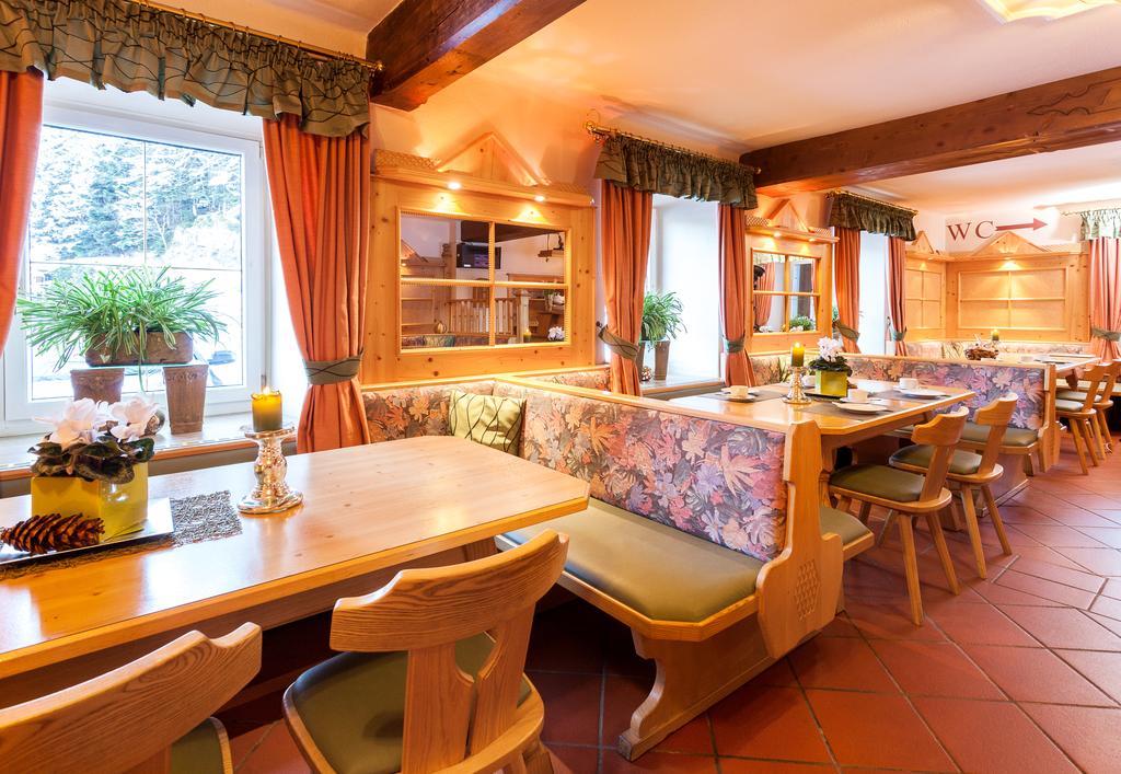 Hôtel Gasthof Krisplwirt Extérieur photo